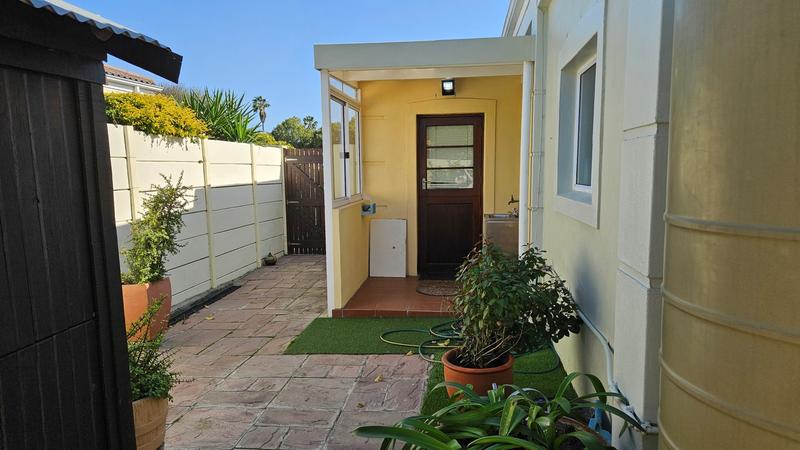 3 Bedroom Property for Sale in Sonstraal Heights Western Cape
